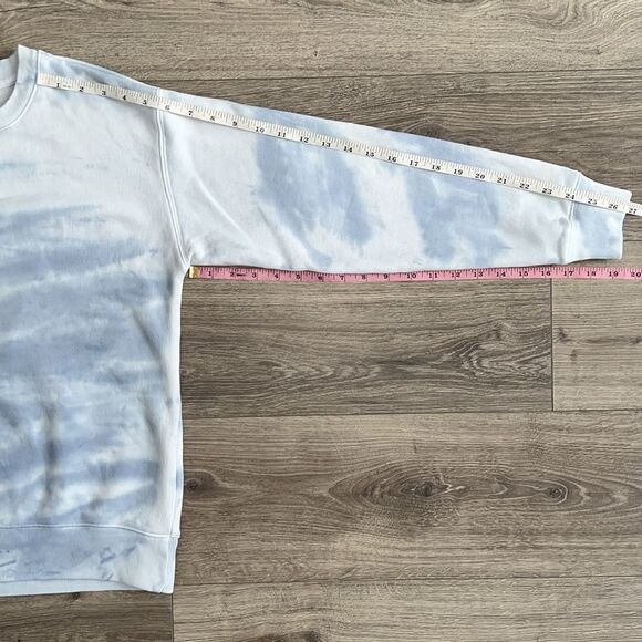 Aritzia TNA Crewneck Sweatshirt Sz. XS Classic Fit Pastel Tie Dye Blue Retro 90s - Picture 8 of 9